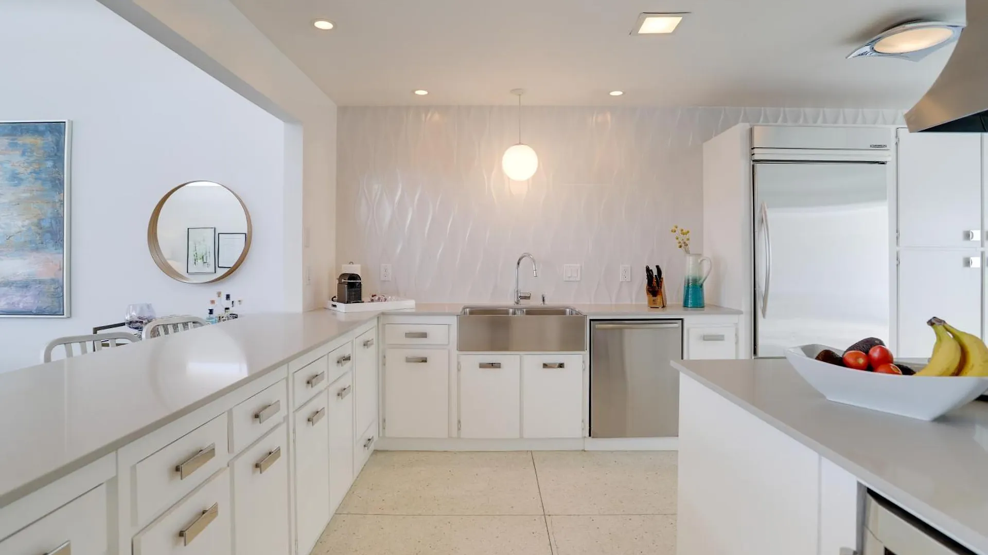 Palm Springs Condo With Pool Access, Mountain Views!