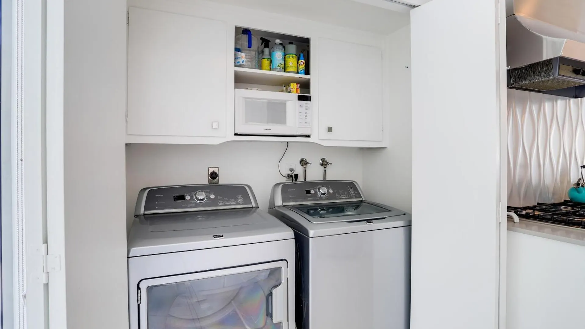 Palm Springs Condo With Pool Access, Mountain Views! 公寓