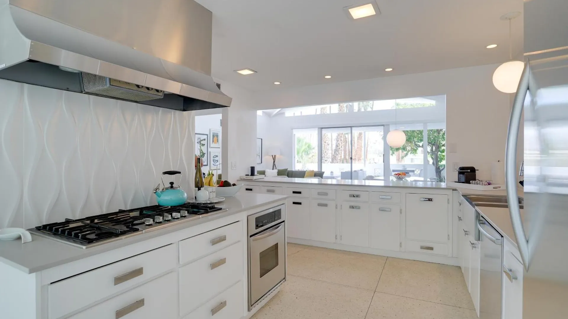 Palm Springs Condo With Pool Access, Mountain Views! 0*, 棕榈泉