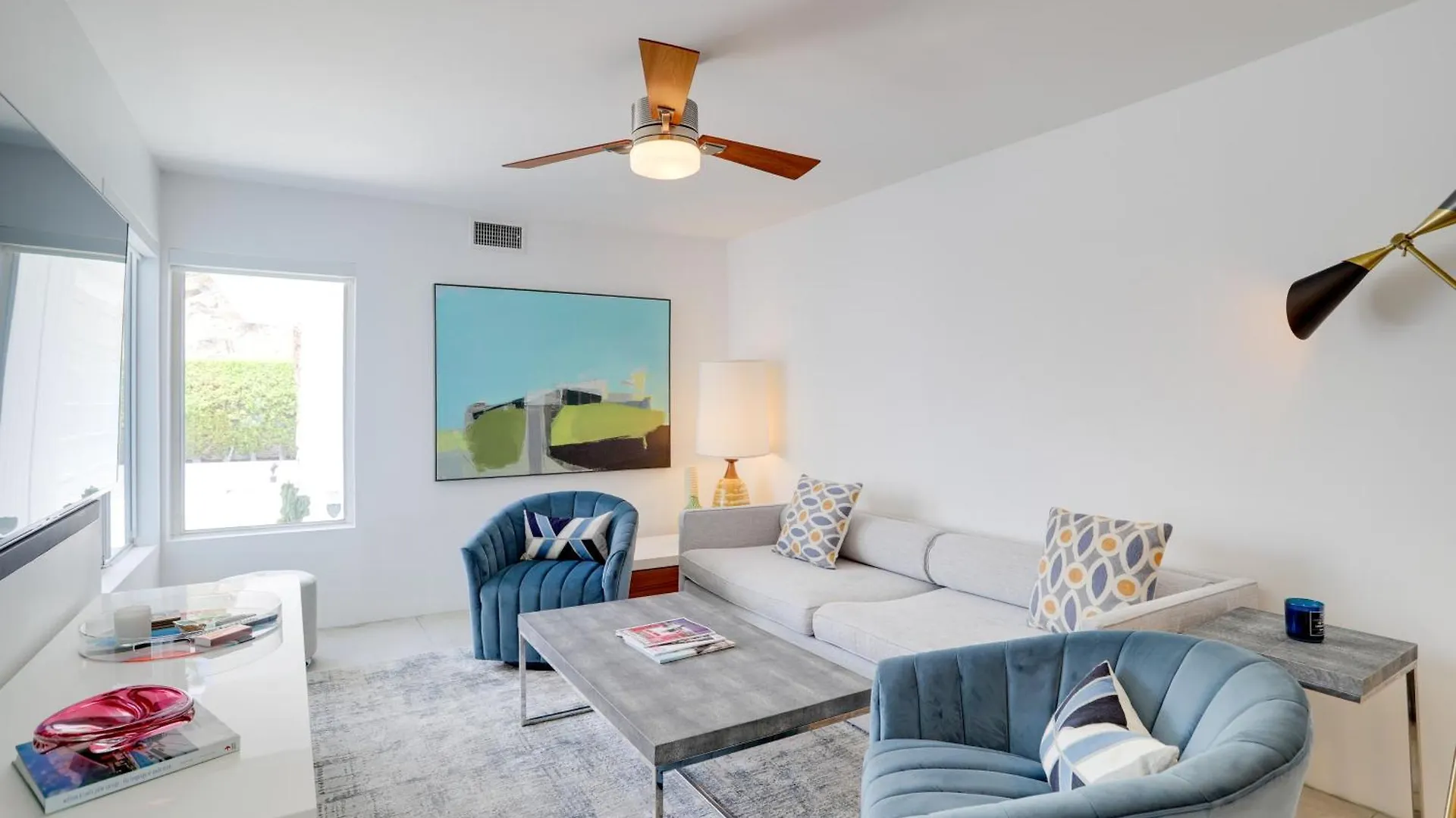 Palm Springs Condo With Pool Access, Mountain Views! 公寓